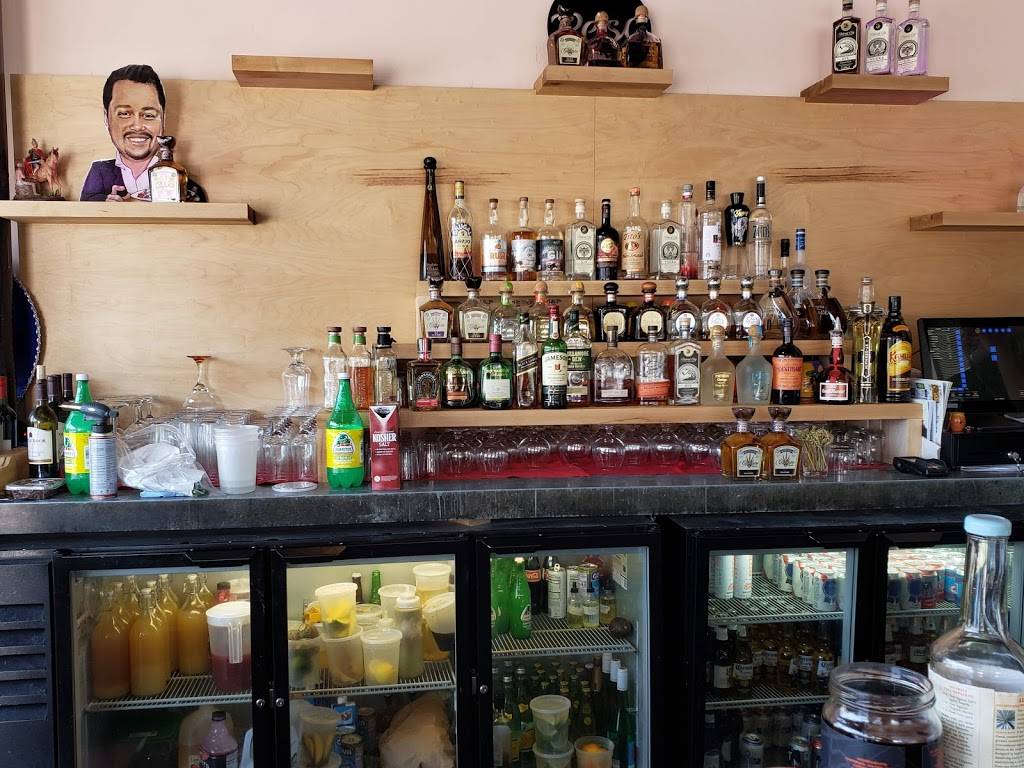 Peso Bar | restaurant | 2547 Bagley St, Detroit, MI 48216, USA | 3139746197 OR +1 313-974-6197