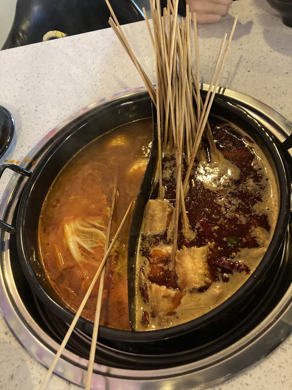 Tasty chuanchuanxiang hotpot五味缘火锅串串香 | restaurant | 3335 S Halsted St, Chicago, IL 60608, USA | 7738231373 OR +1 773-823-1373