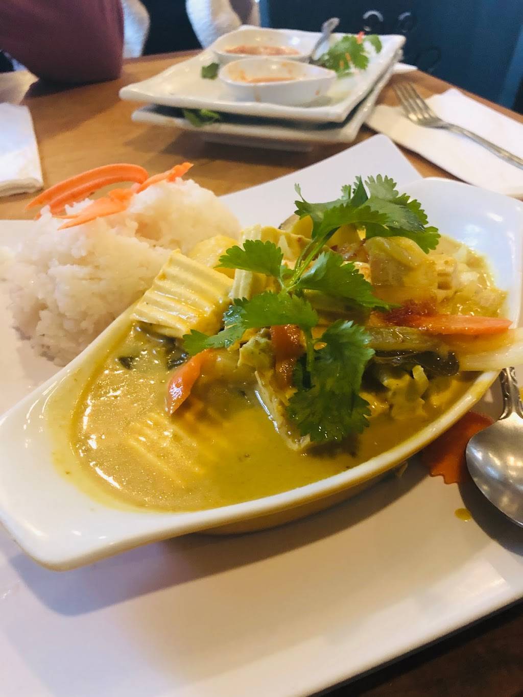 Nattamit Thai Restaurant | restaurant | 9001 Pacific Ave NW, Silverdale, WA 98383, USA | 3606923085 OR +1 360-692-3085