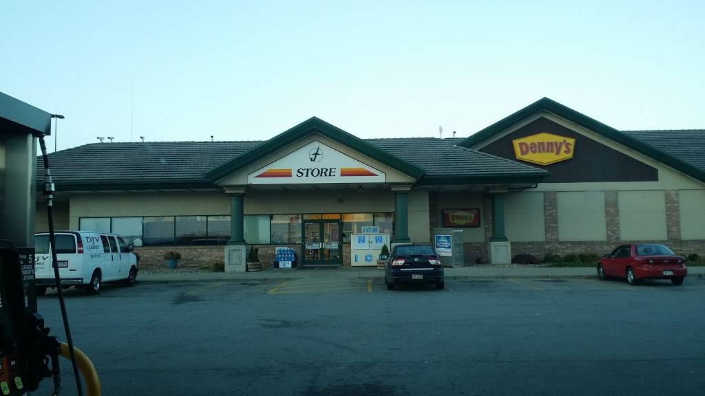 Flying J Travel Center | restaurant | 2226 N Main St, Hubbard, OH 44425, USA | 3305343774 OR +1 330-534-3774