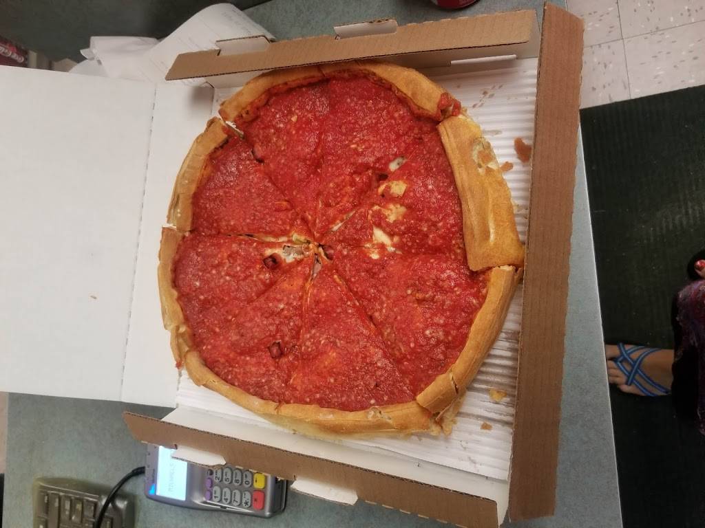 Michaels Pizza | restaurant | 2405 Essington Rd, Joliet, IL 60435, USA | 8154360707 OR +1 815-436-0707