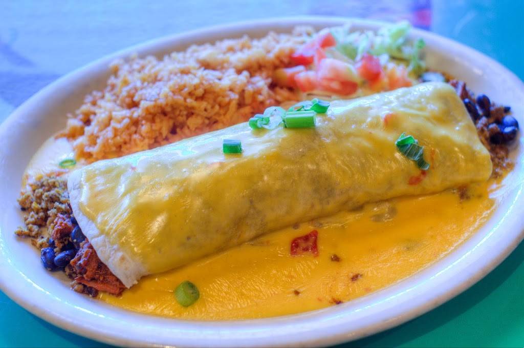 Salty Iguana Mexican Restaurant - Overland Park | restaurant | 8420 W 135th St, Overland Park, KS 66223, USA | 9134020200 OR +1 913-402-0200
