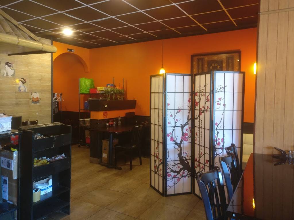 Main Moon | restaurant | 2173 W Dublin Granville Rd, Worthington, OH 43085, USA | 6148478168 OR +1 614-847-8168