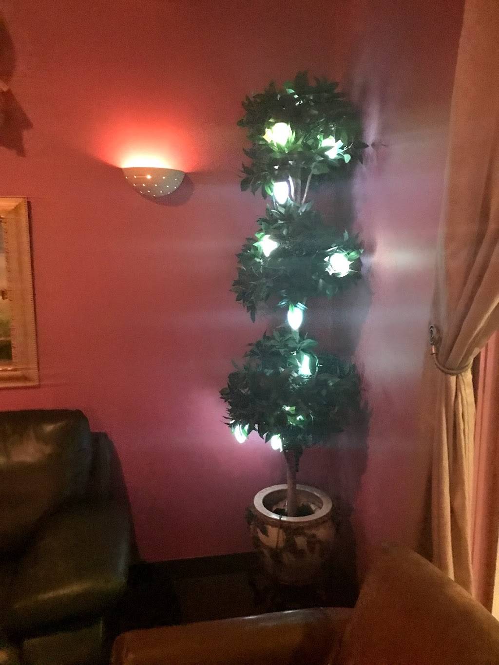 Pauls Fine Italian Dining | restaurant | 3443 Robinhood Rd Suite B, Winston-Salem, NC 27106, USA | 3367682645 OR +1 336-768-2645