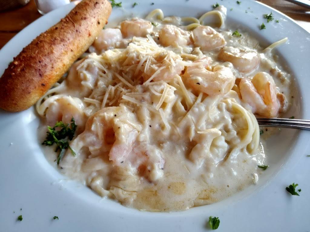 Ladys Island Dockside | restaurant | 71 Sea Island Pkwy, Beaufort, SC 29907, USA | 8433793288 OR +1 843-379-3288