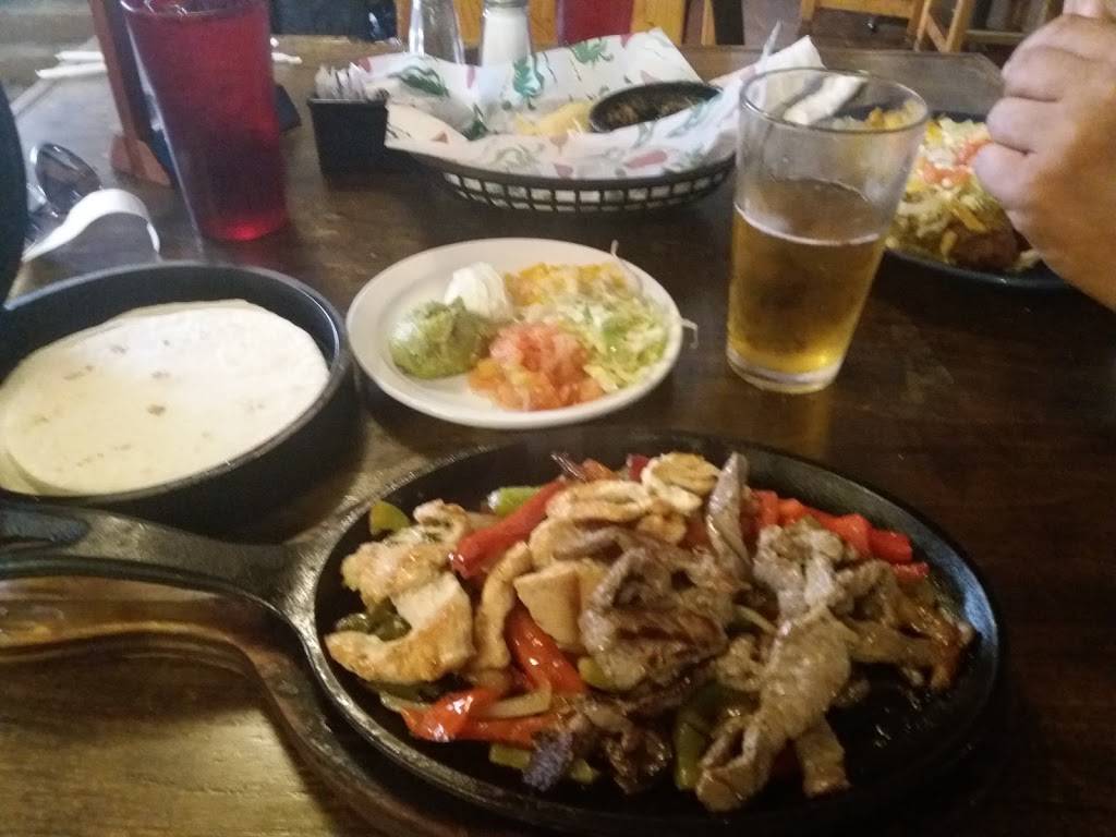 Dairy Queen Grill & Chill | restaurant | 14500 Central Ave SW, Albuquerque, NM 87121, USA | 5053527923 OR +1 505-352-7923