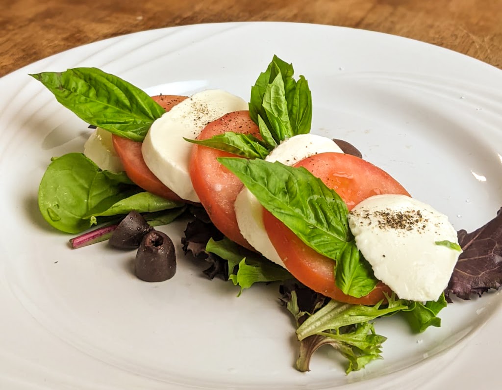 Fly & Grill 1977 | restaurant | 6565 Collins Ave, Miami Beach, FL 33141, USA | 3056312054 OR +1 305-631-2054