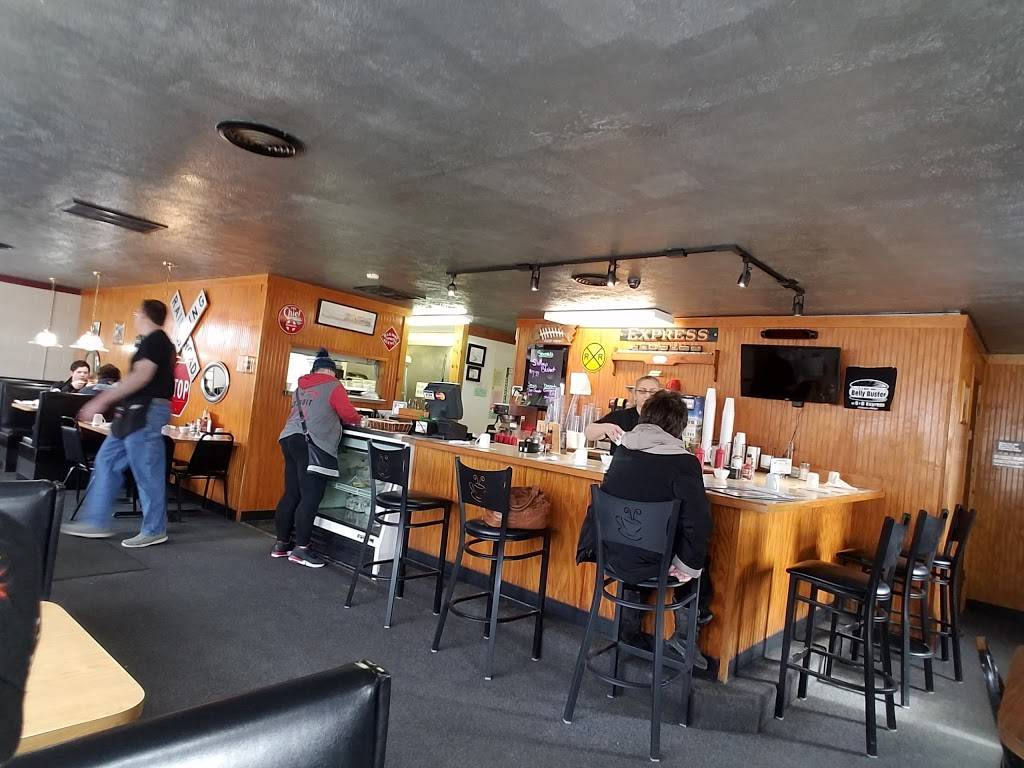 Breakfast & Burger Express | restaurant | 203 S Cedar St, Kalkaska, MI 49646, USA | 2312589778 OR +1 231-258-9778