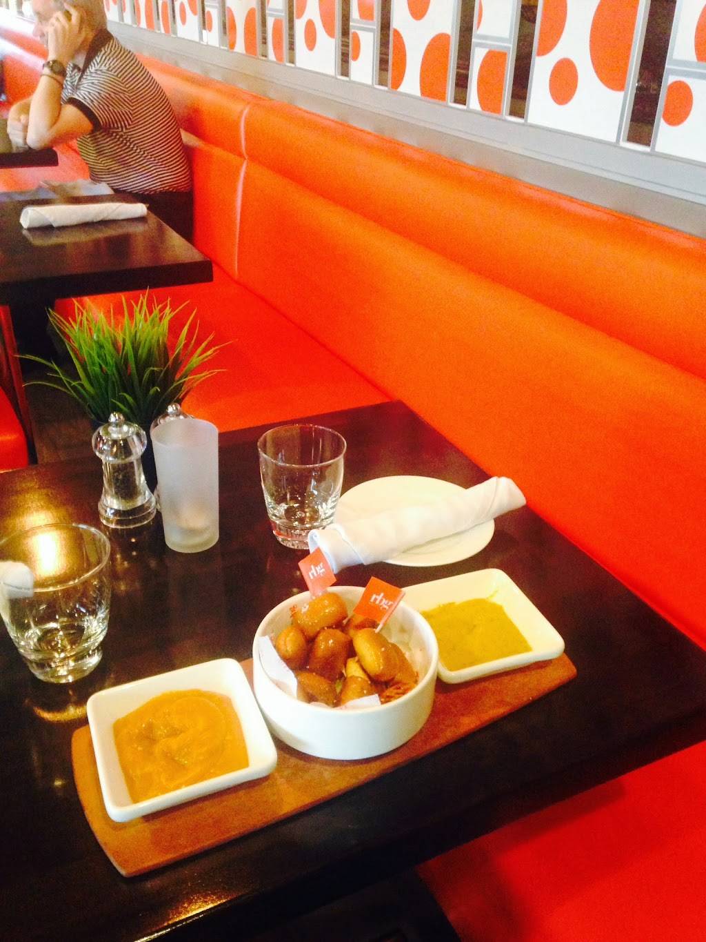 RBG Bar and Grill | restaurant | 427 N 44th St, Phoenix, AZ 85008, USA | 6022204400 OR +1 602-220-4400