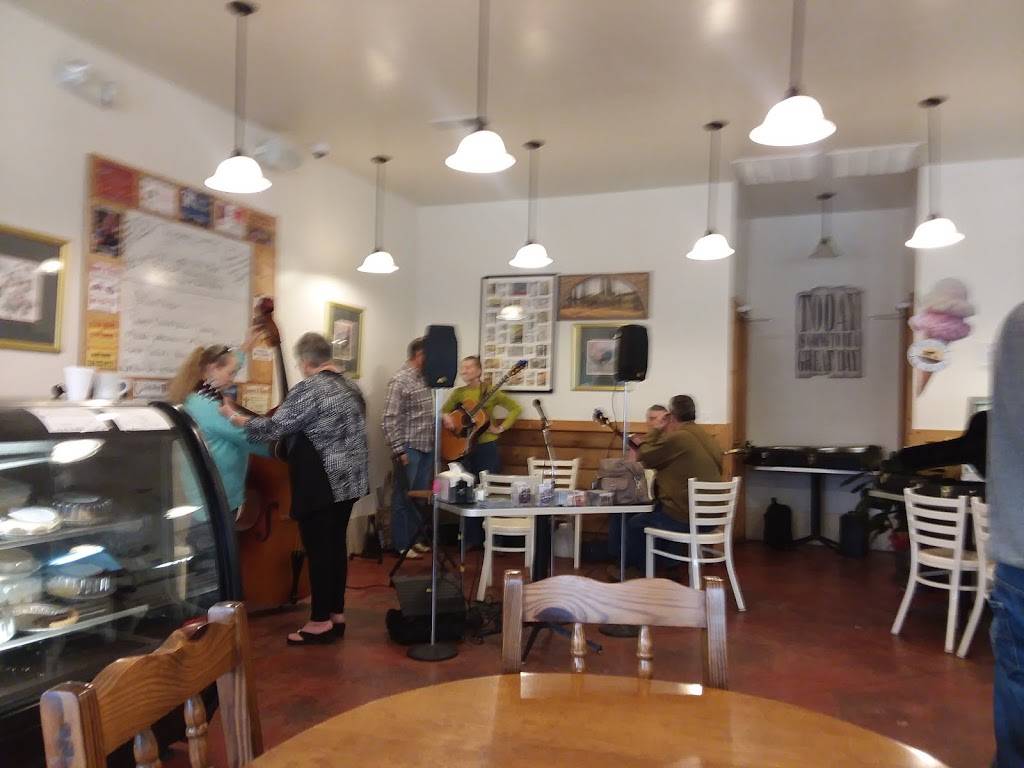 Rainbow Crossing Cafe | cafe | 78877 US-278, Blountsville, AL 35031, USA | 2054292150 OR +1 205-429-2150