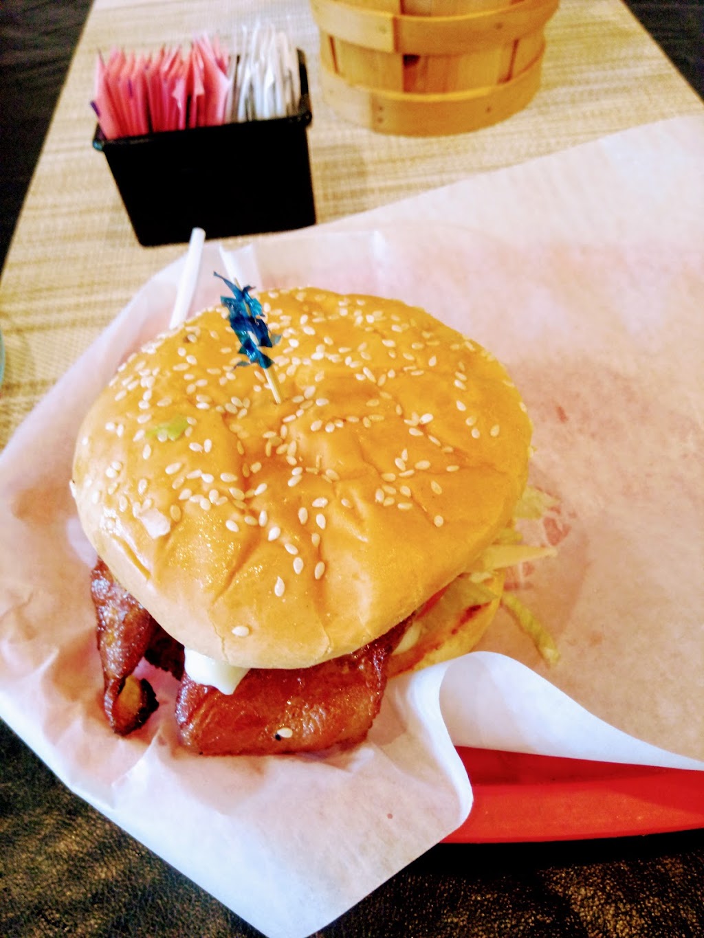 Doubletree Restaurant and Bar | restaurant | 327 E Main St, Athena, OR 97813, USA | 5415663431 OR +1 541-566-3431