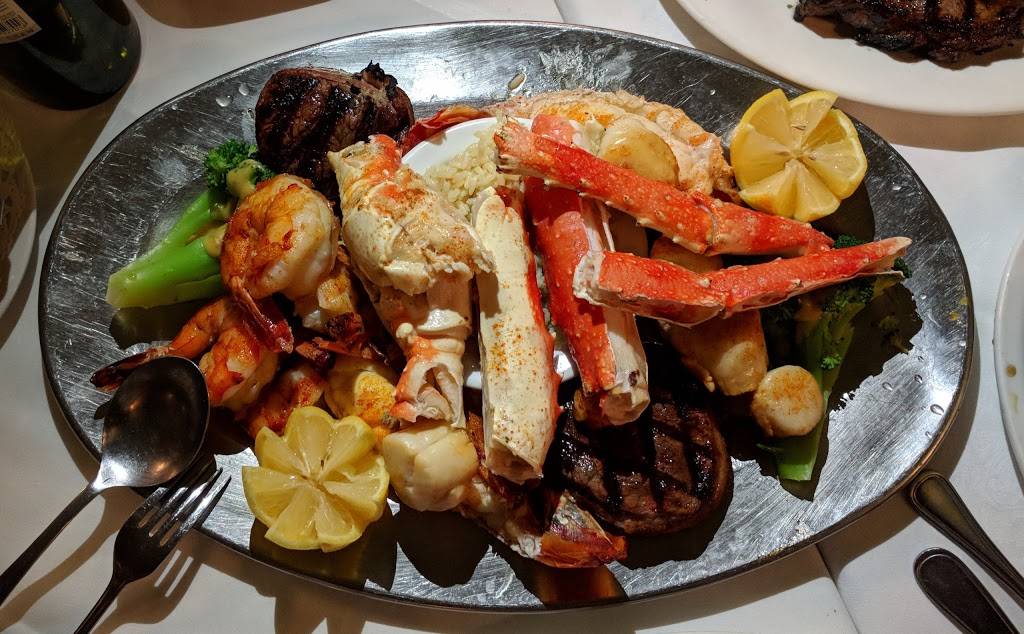 Aristotles Steak & Seafood House | restaurant | 6905 Millcreek Dr, Mississauga, ON L5N 6A3, Canada | 9058581770 OR +1 905-858-1770
