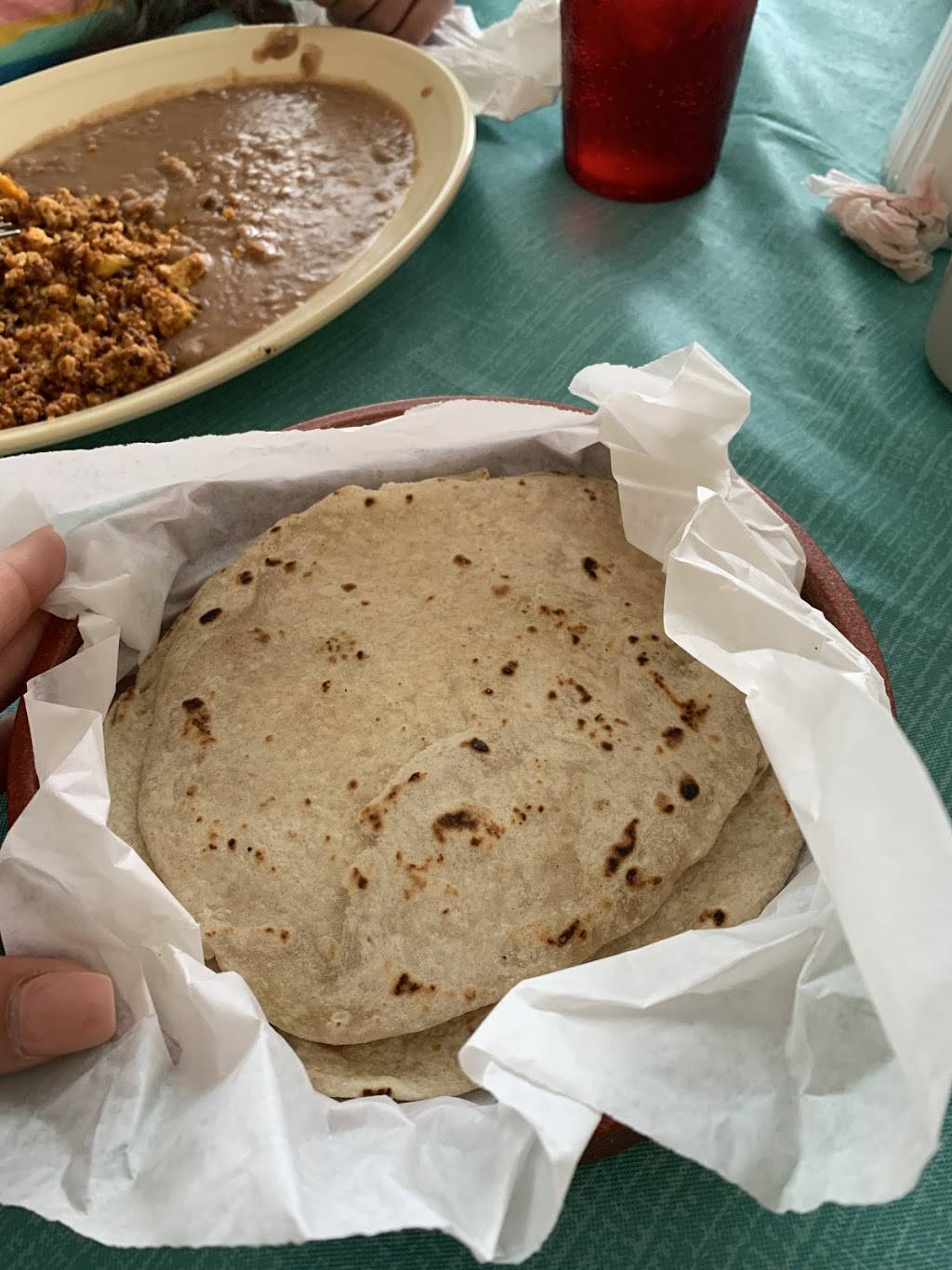 Virginias Restaurant | restaurant | 923 S Hampton Rd, Dallas, TX 75208, USA | 2149487411 OR +1 214-948-7411