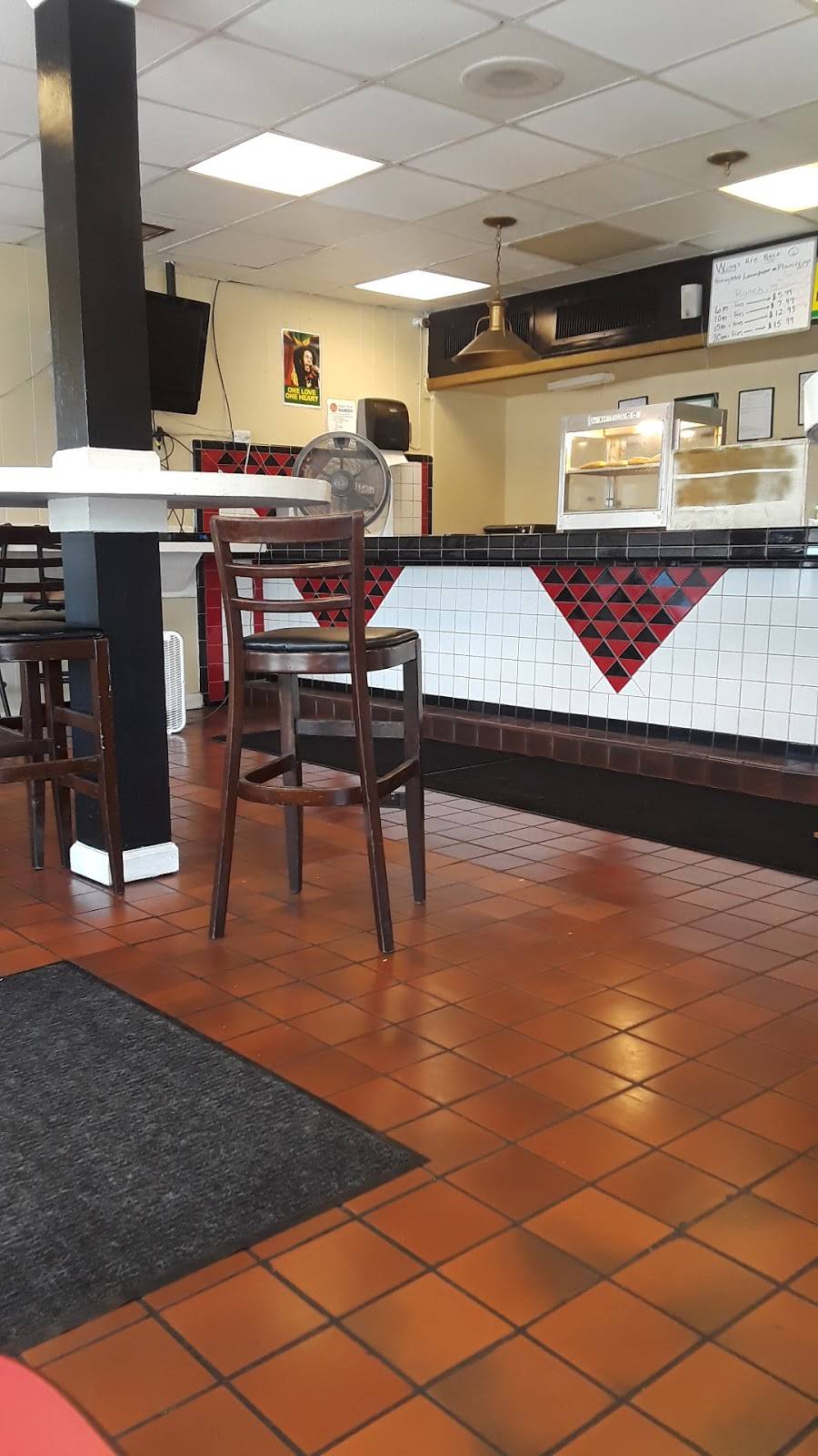 Tropical Grill Jamaican Restaurant | restaurant | 2149 Bessemer Rd, Birmingham, AL 35208, USA | 2057853396 OR +1 205-785-3396