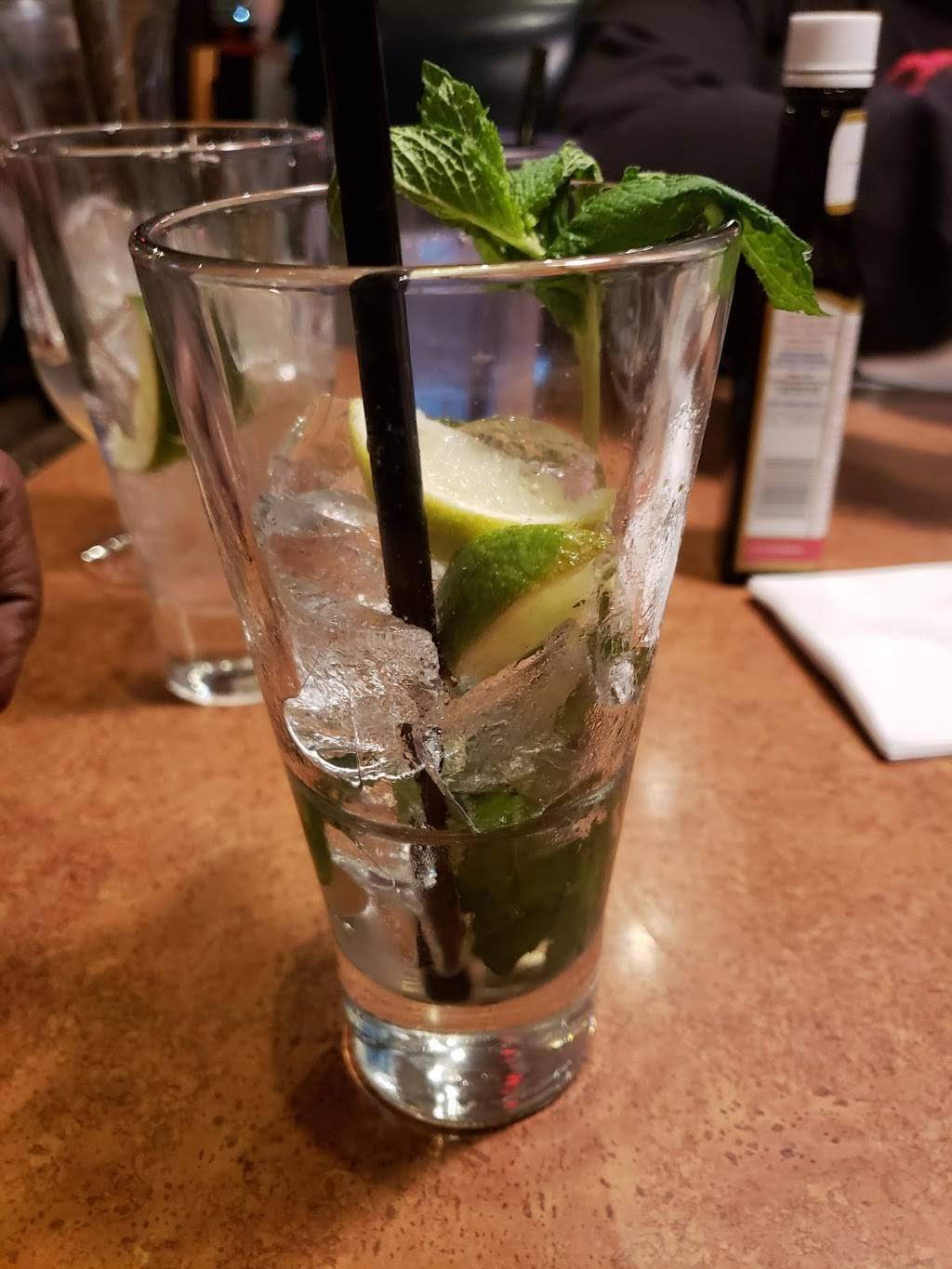 TGI Fridays | restaurant | 19266 Coastal Hwy Unit 1, Rehoboth Beach, DE 19971, USA | 3022267575 OR +1 302-226-7575