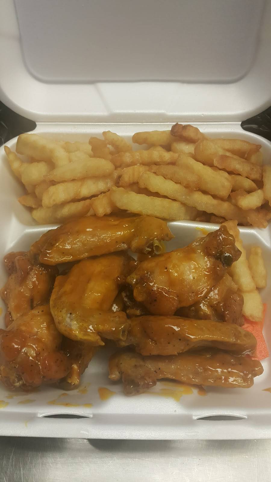 Yums | restaurant | 782 S Highland St, Memphis, TN 38111, USA | 9014544800 OR +1 901-454-4800