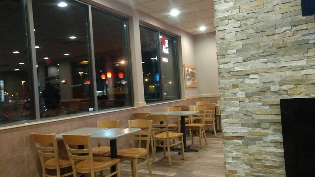 Wendys | restaurant | 1170 Place dOrléans Dr, Orléans, ON K1C 7K3, Canada | 6138013974 OR +1 613-801-3974