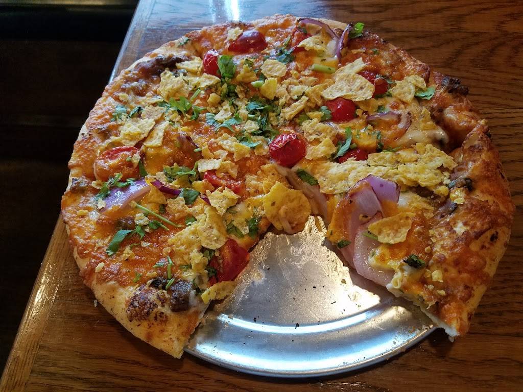 The Corner Slice | restaurant | 600 N Elm St, Greensboro, NC 27401, USA | 3363333077 OR +1 336-333-3077