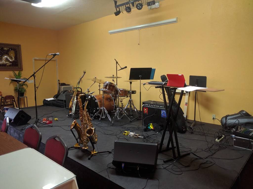 Bangkok Restaurant | restaurant | 235 W Main St, Merced, CA 95340, USA | 2093839999 OR +1 209-383-9999