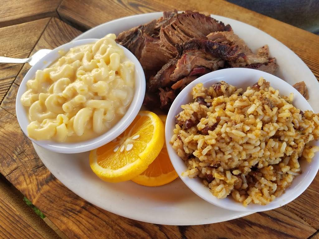 Caseys BBQ & Smokehouse | restaurant | 9626, 7855 WI-42, Egg Harbor, WI 54209, USA | 9208683038 OR +1 920-868-3038