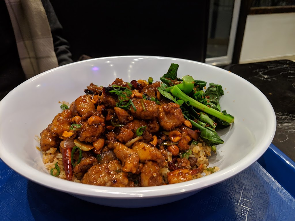 Lazy Sius | restaurant | 742 Driggs Ave, Brooklyn, NY 11211, USA | 9293376352 OR +1 929-337-6352