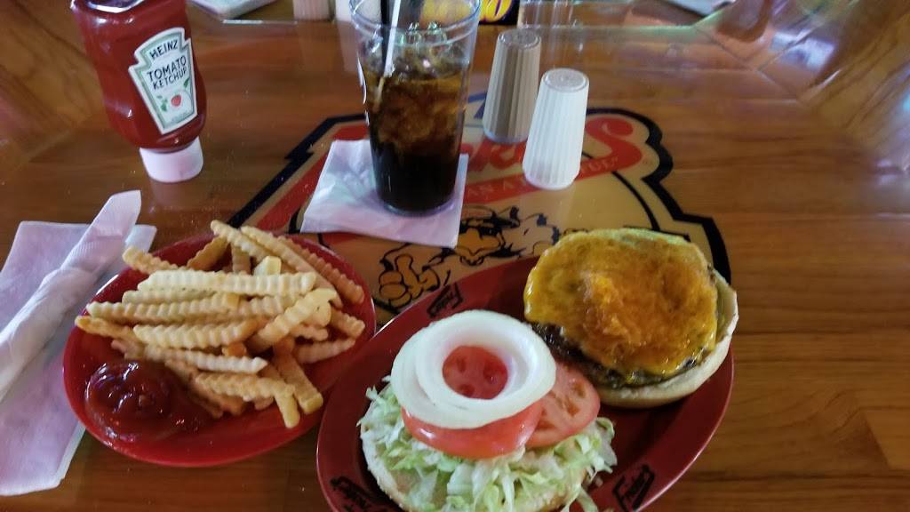 Frickers | restaurant | 865 Sean St, Fremont, OH 43420, USA | 4193339464 OR +1 419-333-9464