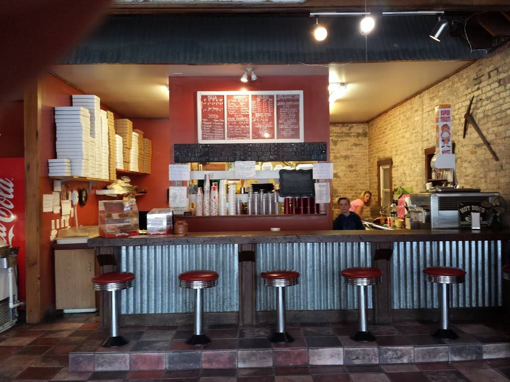 Debs Spicy Pie | restaurant | 113 N Commercial St, Morgan, UT 84050, USA | 8018451400 OR +1 801-845-1400