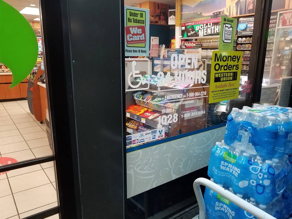 Circle K | cafe | 6022 US Hwy 87 E, San Antonio, TX 78222, USA | 2106487391 OR +1 210-648-7391