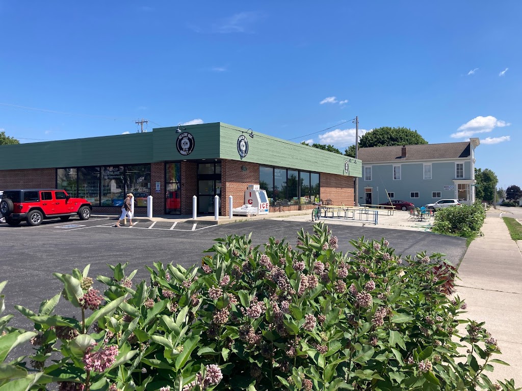 Healthy Way Market, LLC | restaurant | 216 S 3rd Ave, Sturgeon Bay, WI 54235, USA | 9207464103 OR +1 920-746-4103