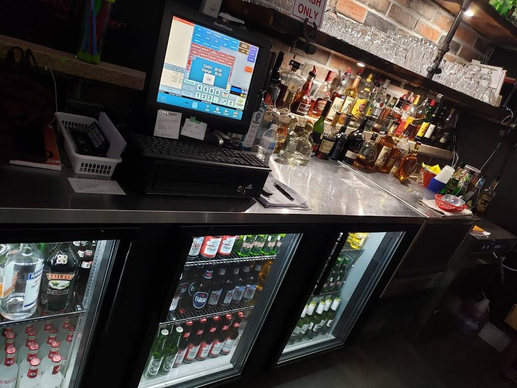 Georges eatery + bar inc | restaurant | 1988 Eglinton Ave W, Toronto, ON M9E 2J9, Canada | 4167849091 OR +1 416-784-9091