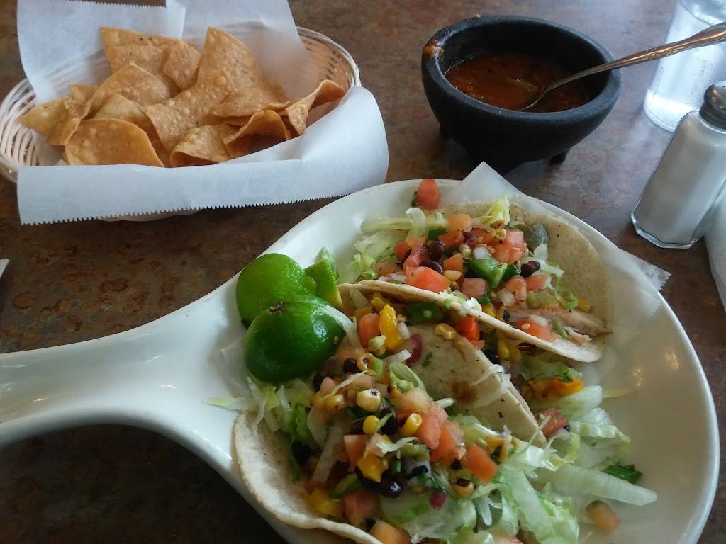 La Quebrada Restaurant | restaurant | 4859 West Roosevelt Road, Cicero, IL 60804, USA | 7087808110 OR +1 708-780-8110