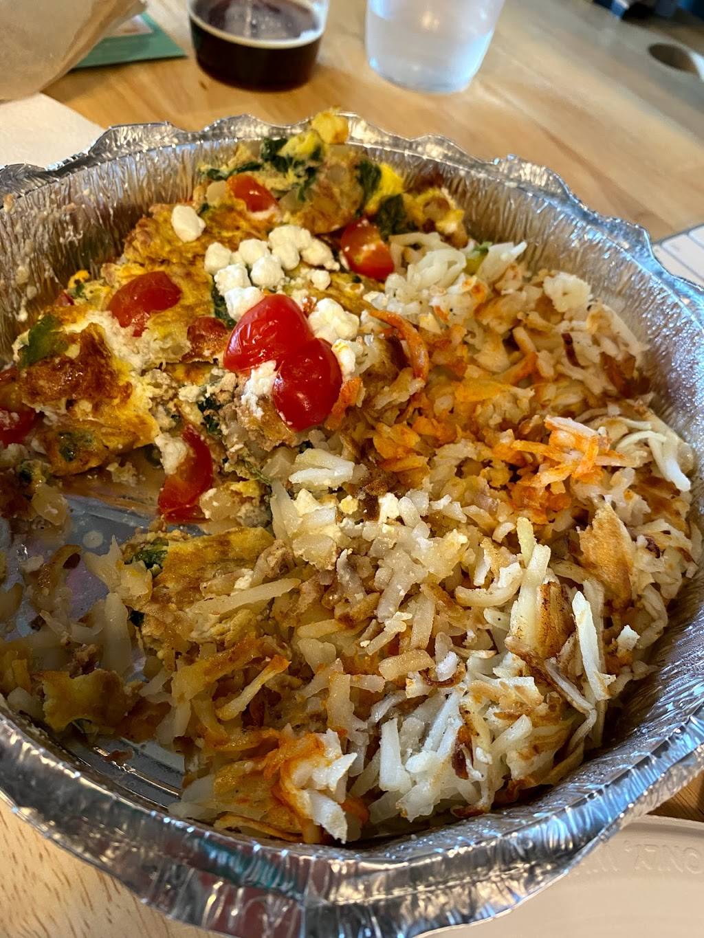 Big Apple Eats Diner | restaurant | 32-23 37th Ave, Queens, NY 11106, USA | 7183924073 OR +1 718-392-4073