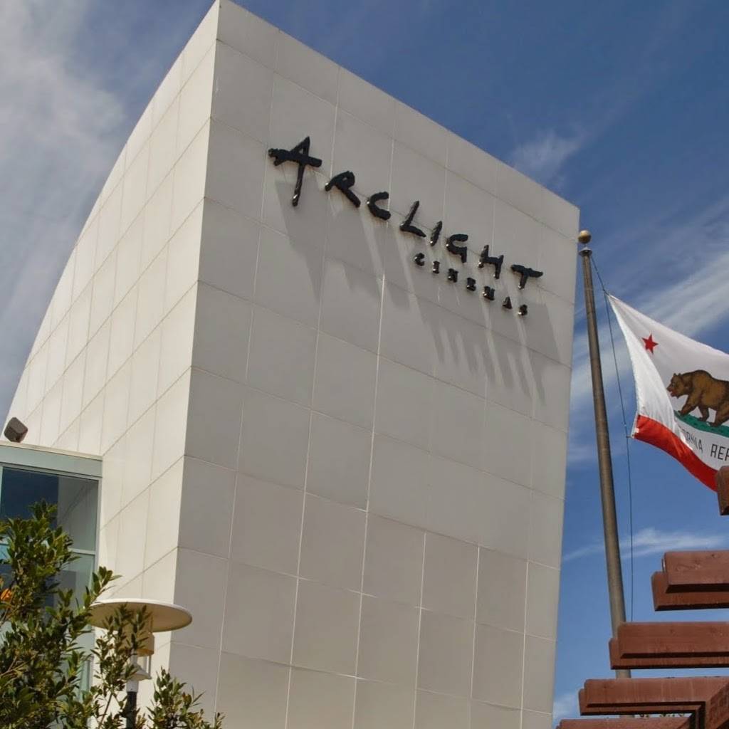 ArcLight Cinemas - Beach Cities | restaurant | 831 S Nash St, El Segundo, CA 90245, USA | 3236152550 OR +1 323-615-2550