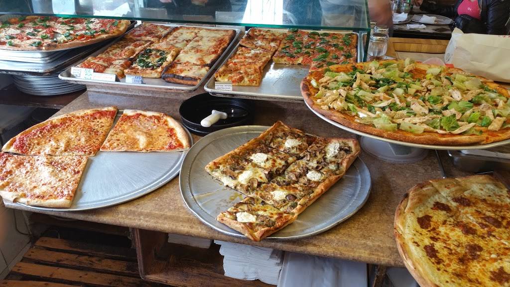 Sals Pizza Store | restaurant | 305 Court St, Brooklyn, NY 11231, USA | 7188526890 OR +1 718-852-6890