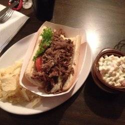 Canipe Brothers Bar & Grill | restaurant | 2104 Angus Rd, Charlottesville, VA 22901, USA | 4342936333 OR +1 434-293-6333