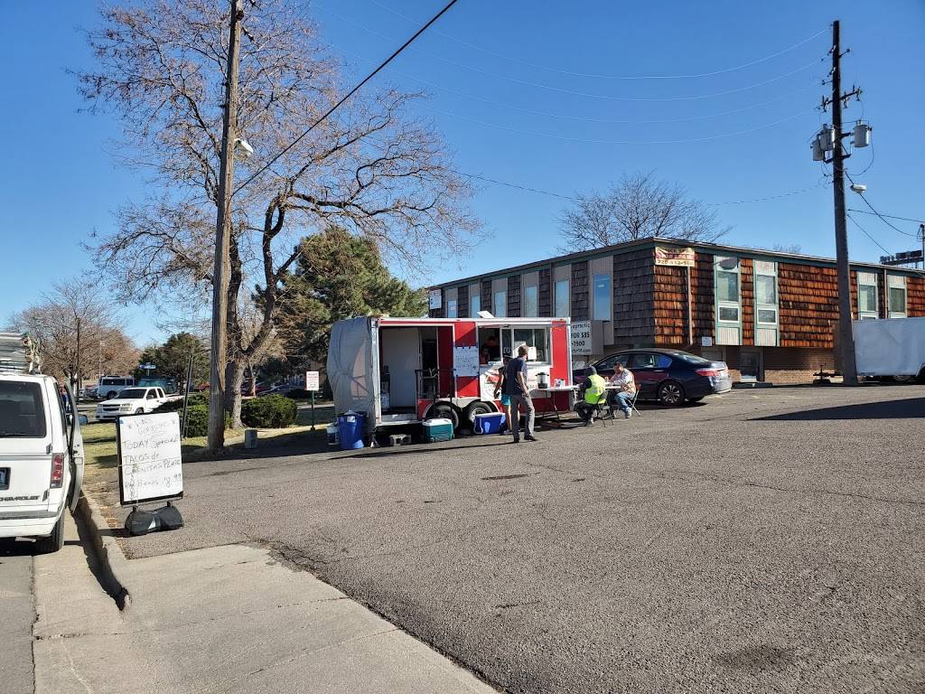 Las Gorditas | restaurant | 10600 W Alameda Ave, Lakewood, CO 80226, USA | 7203618608 OR +1 720-361-8608