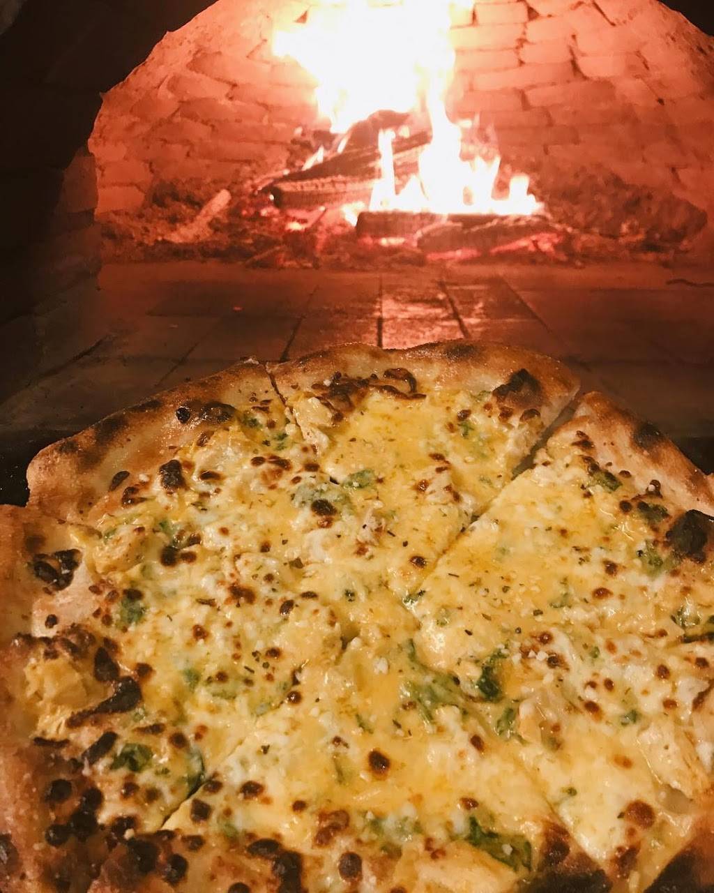 The Crushed Tomato | restaurant | 205 Montgomery St, Summerville, GA 30747, USA | 7068590000 OR +1 706-859-0000