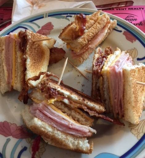 Village Family Restaurant | restaurant | 435 N Warpole St, Upper Sandusky, OH 43351, USA | 4192942945 OR +1 419-294-2945