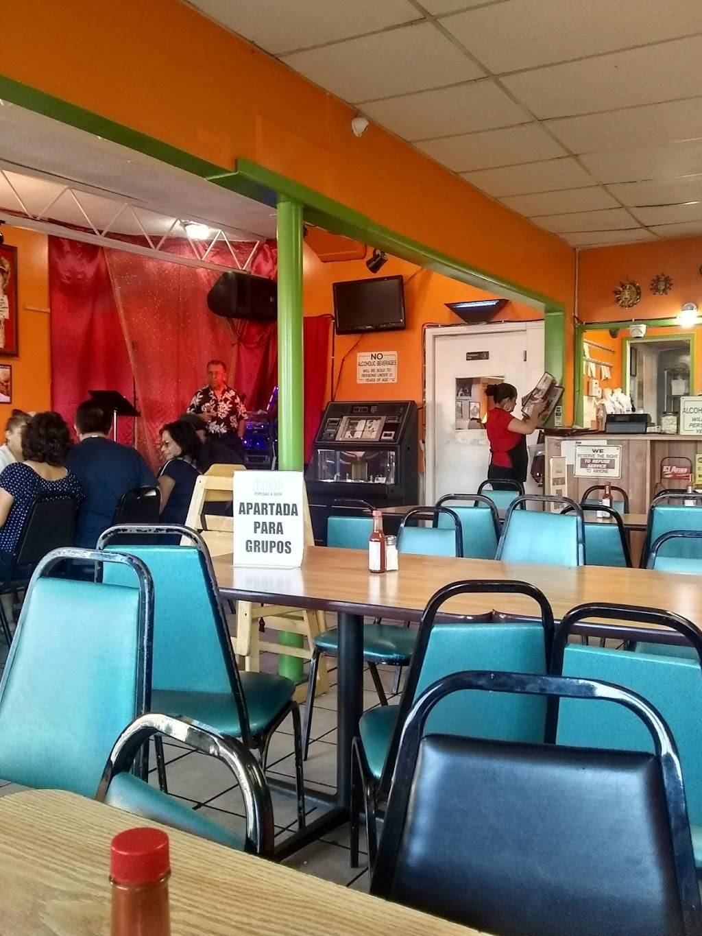 Flor de Izote | restaurant | 11304 Vanowen St, North Hollywood, CA 91605, USA | 8187619303 OR +1 818-761-9303