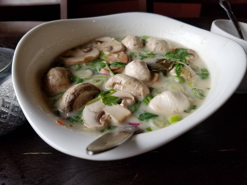 Chai Thai Noodles | restaurant | 20955 Mission Blvd, Hayward, CA 94541, USA | 5102784224 OR +1 510-278-4224