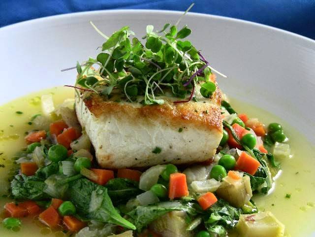 The Maine Dining Room | restaurant | 162 Main St, Freeport, ME 04032, USA | 2078659377 OR +1 207-865-9377