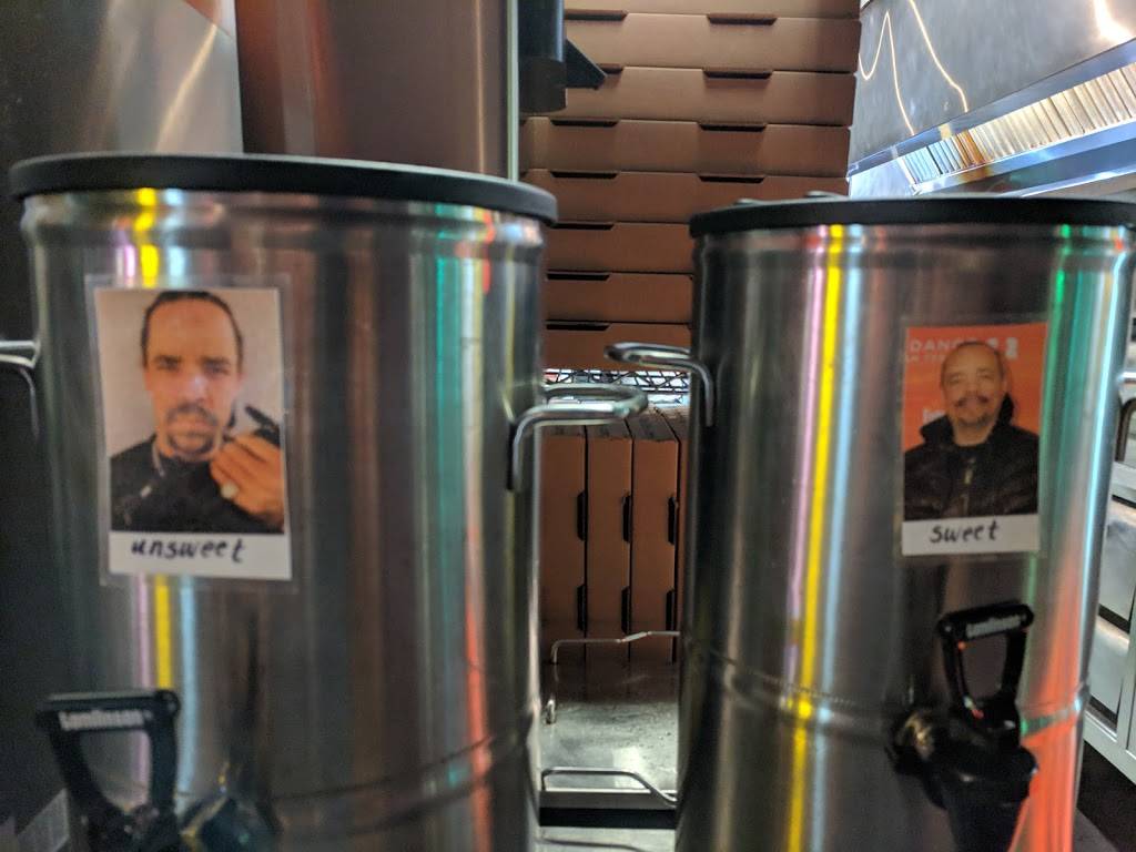 Lupis Pizza Pies | restaurant | 5504 Hixson Pike, Hixson, TN 37343, USA | 4238473700 OR +1 423-847-3700