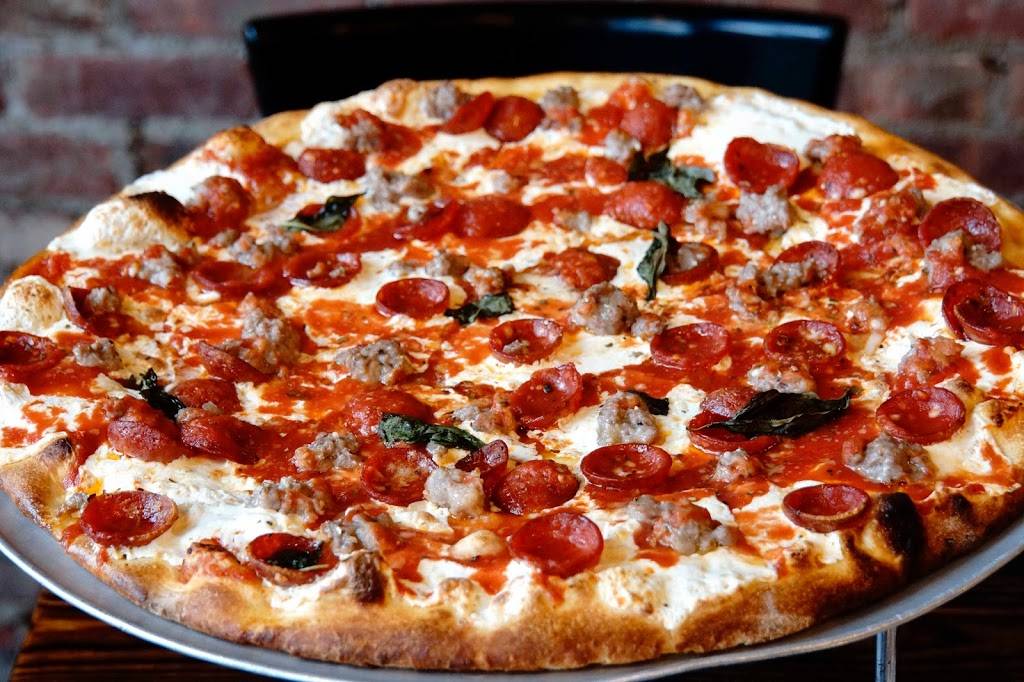 Grimaldis | restaurant | 1215 Surf Ave, Brooklyn, NY 11224, USA | 7186762630 OR +1 718-676-2630