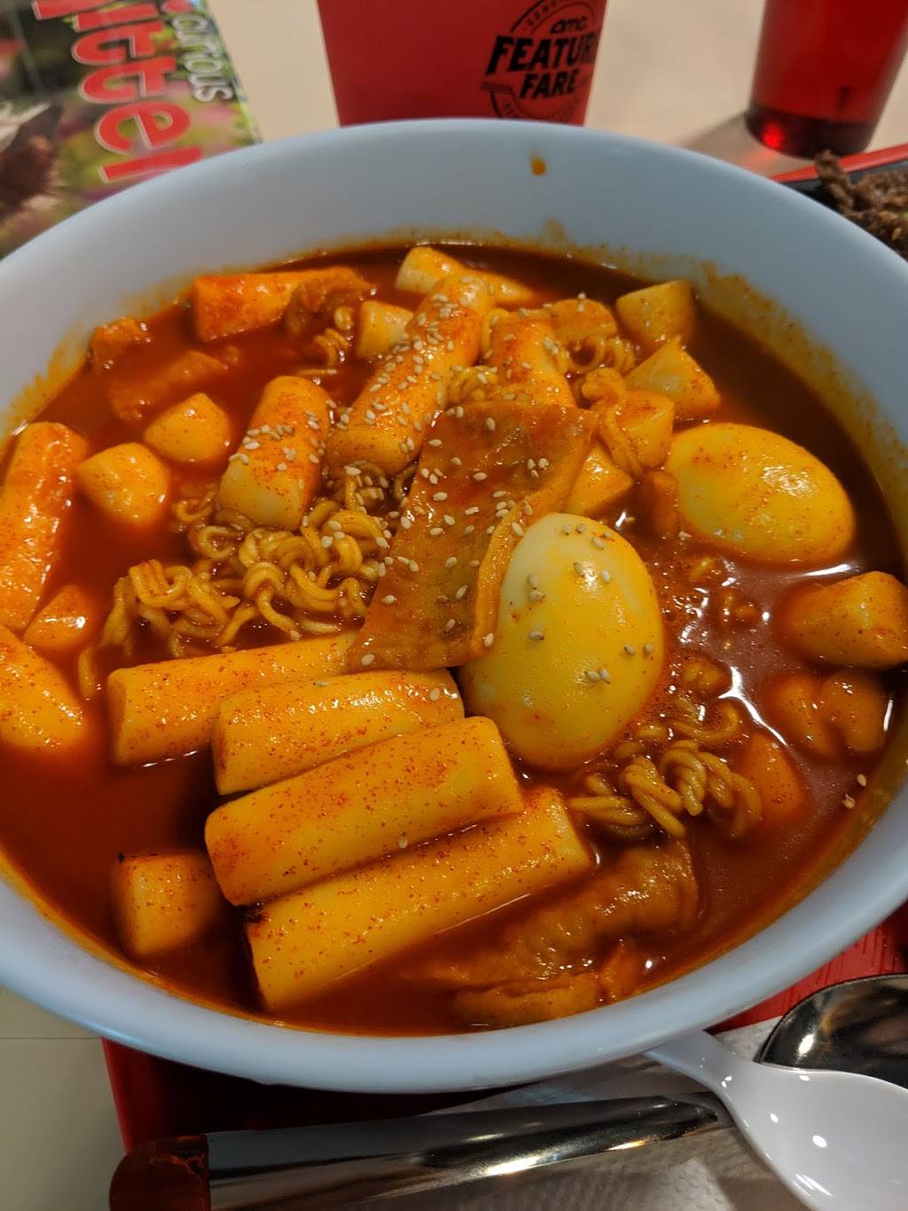 HomeTown | restaurant | 3301 184th St SW, Lynnwood, WA 98037, USA | 4255822691 OR +1 425-582-2691