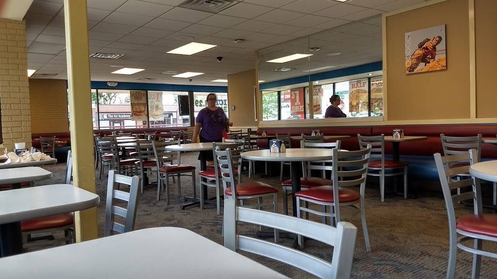 Arbys | restaurant | 654 Snelling Ave S, St Paul, MN 55116, USA | 6516900772 OR +1 651-690-0772