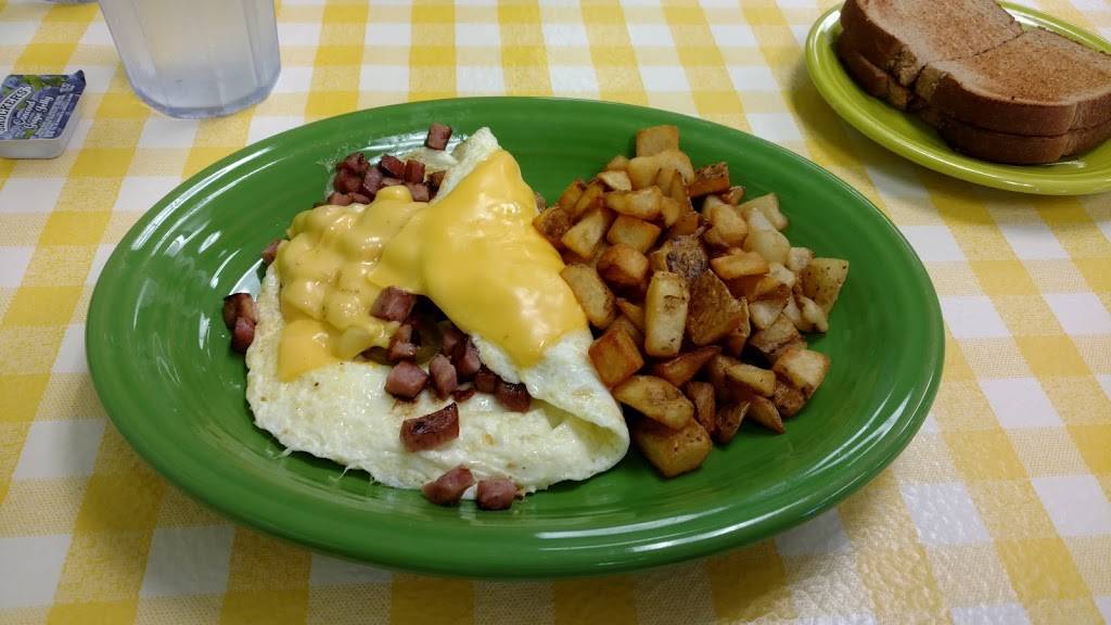 Two Peas Cafe | restaurant | 870 W Hickpochee Ave #500, LaBelle, FL 33935, USA | 8636752891 OR +1 863-675-2891