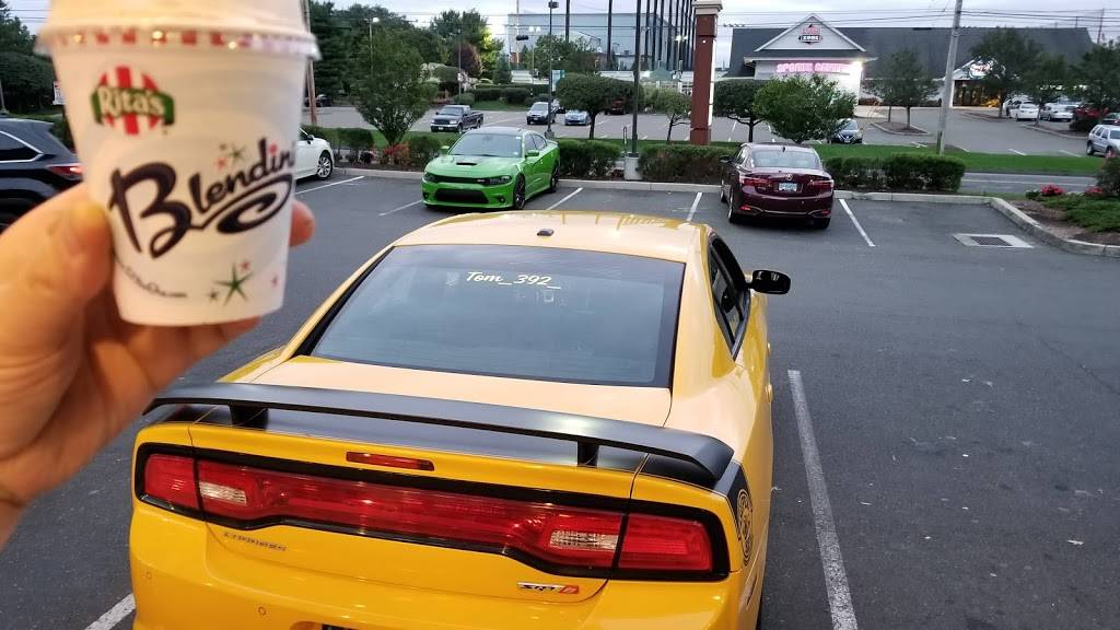 Ritas Italian Ice & Frozen Custard | restaurant | 781-785, River Rd, Shelton, CT 06484, USA | 2037127193 OR +1 203-712-7193