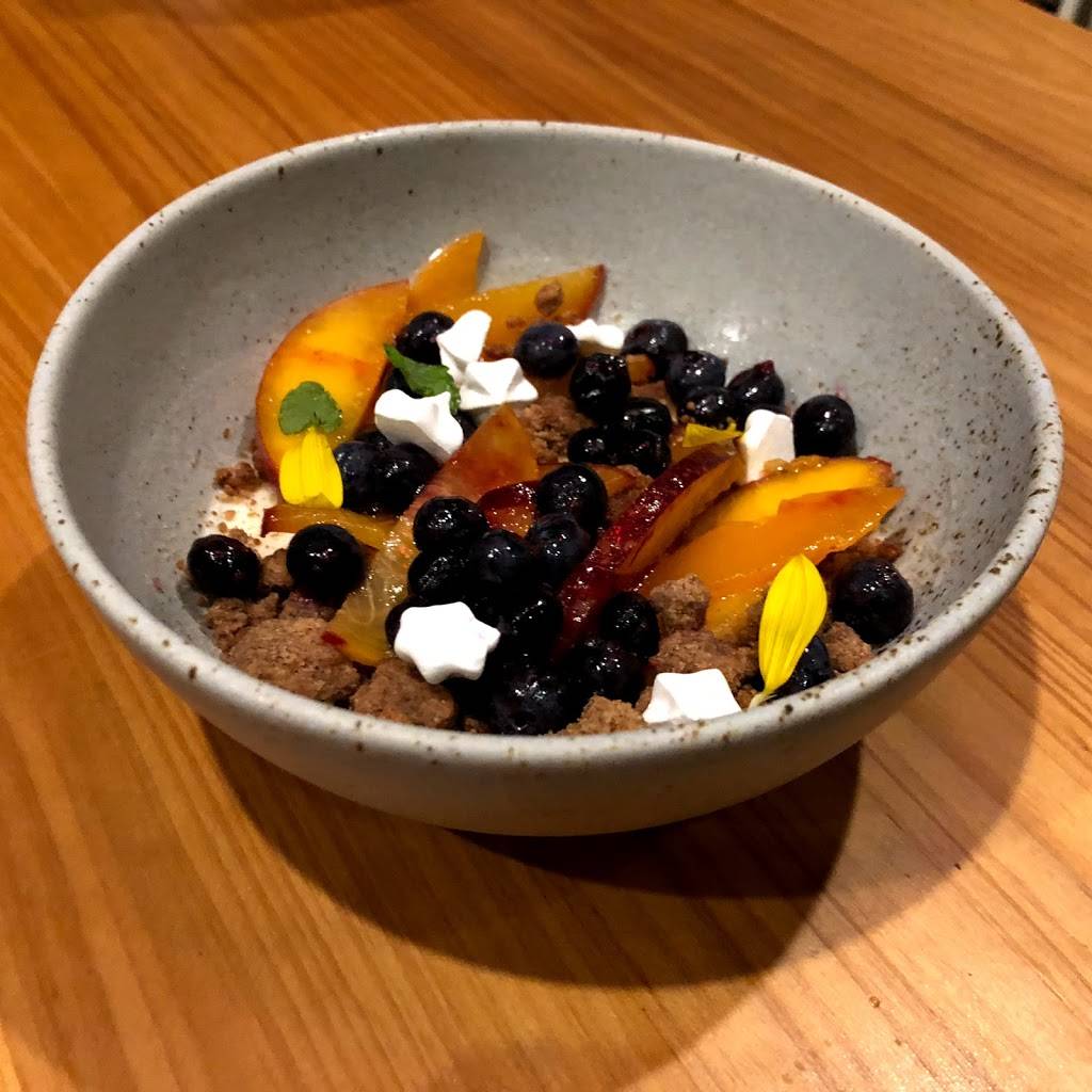 Suerte | restaurant | 1800 E 6th St, Austin, TX 78702, USA | 5129530092 OR +1 512-953-0092