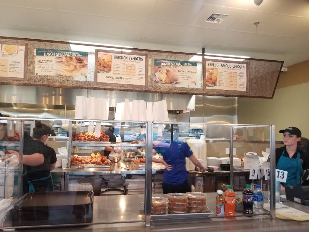 Ezells Famous Chicken | meal takeaway | 2020 S 320th St suite m, Federal Way, WA 98003, USA | 2064292634 OR +1 206-429-2634