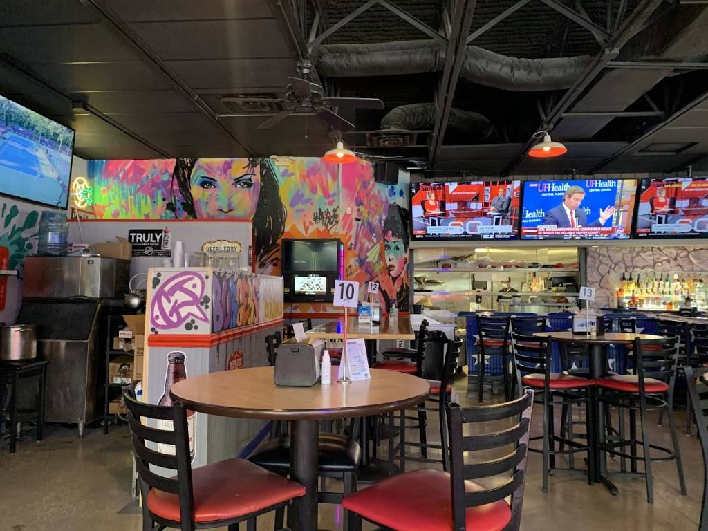 Graffiti Junktion Curry Ford | restaurant | 4544 Curry Ford Rd, Orlando, FL 32812, USA | 4072772883 OR +1 407-277-2883